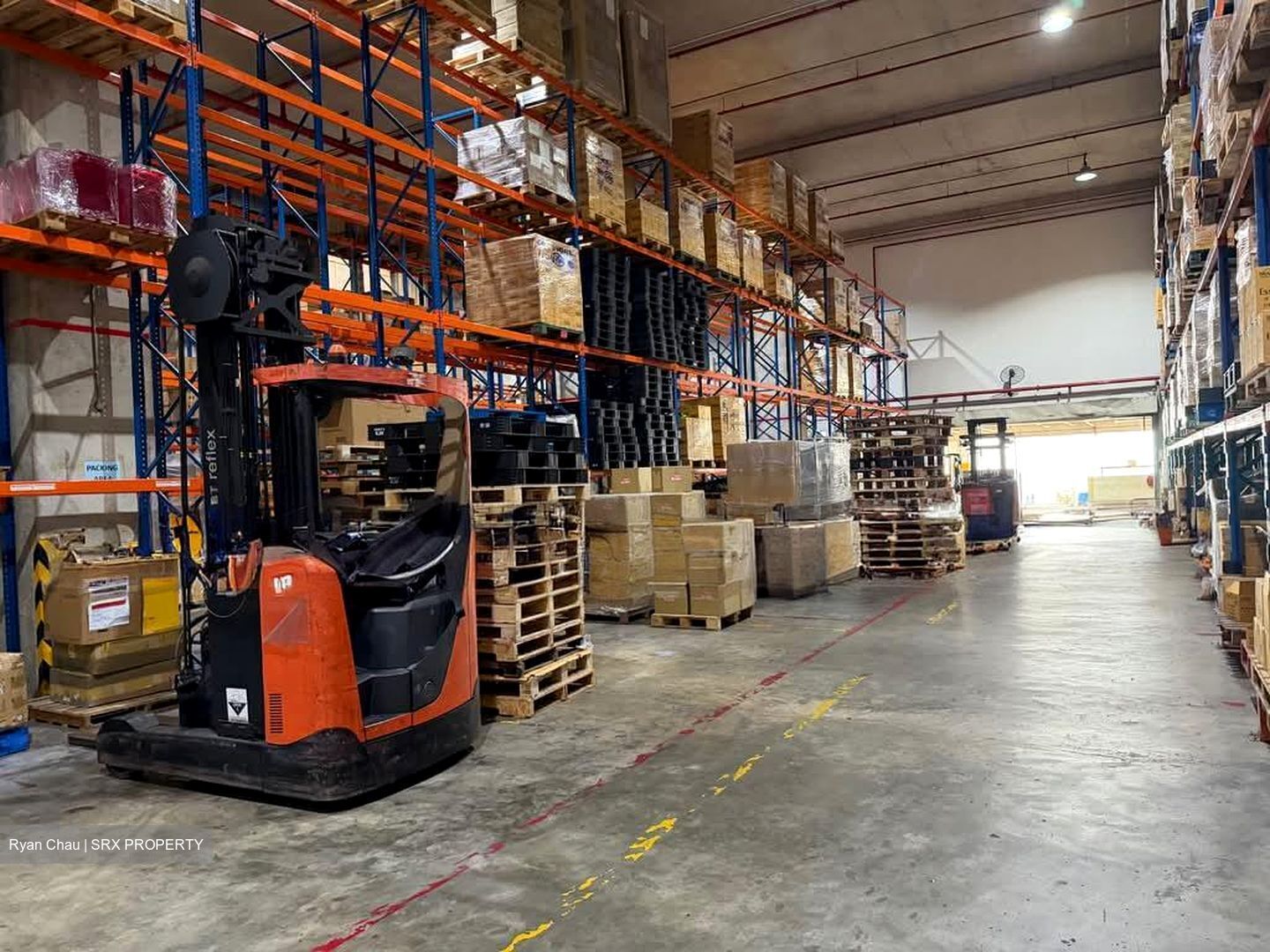 Chinsim Industrial Centre (D22), Warehouse #547643611